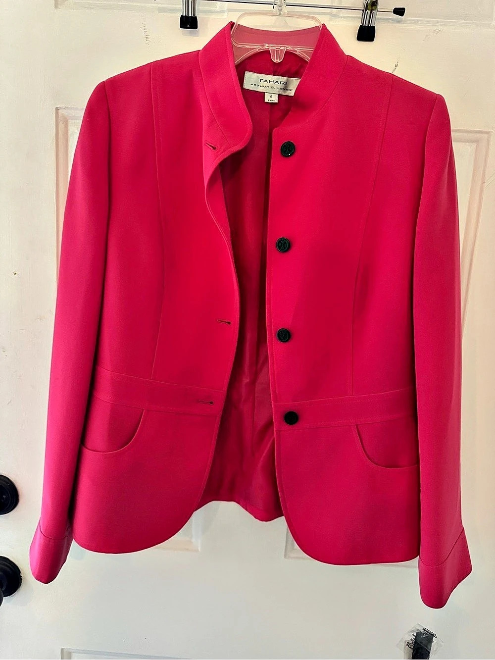 Tahari by Arthur S. Levine Women's Blazer Pink Size 6 NWT